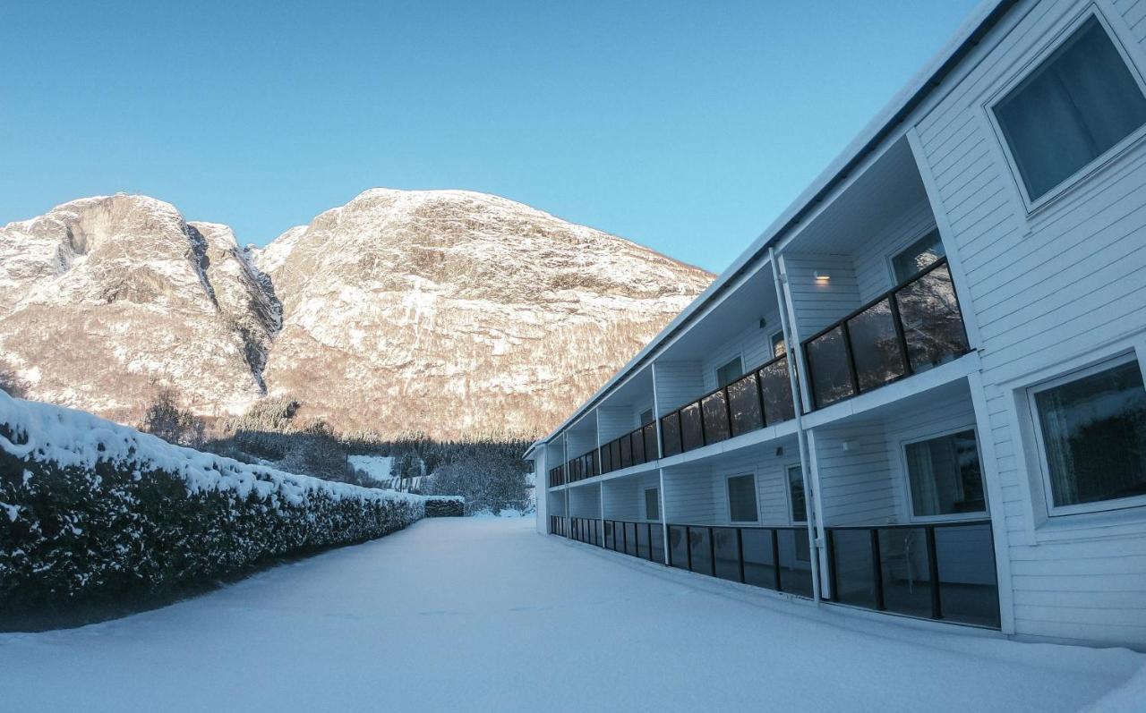 Loen Apartments Buitenkant foto